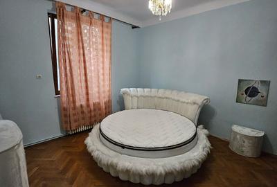 Casa de vanzare - Central(Bulevardul Castanilor) - 15