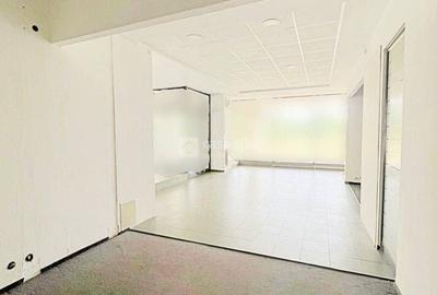 Spațiu comercial, de 168 mp, în Central - 2