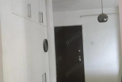 Apartament 2 camere de vanzare