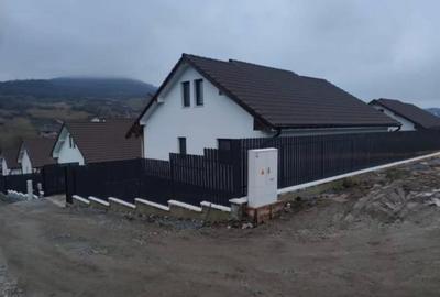 Casă individuală cu 3 camere cu Teren 500 Mp în Nord-Est - 2