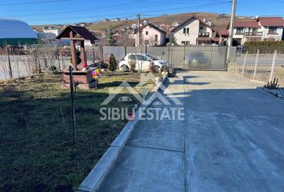 Casa duplex 100 mp utili, la intrare Sura Mare teren 1500 mp teren - 2