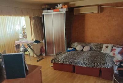 Apartament 3 Camere -Parter Inalt  -2 Bai - Parcare - La Mall Vitan Apartament 3 Camere -Parter Inalt  -2 Bai - Parcare - La Mall Vitan - 13