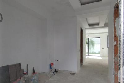 Casa cu 4 camere|zona foarte buna|COMISION 0% - 7