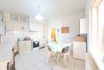 Casă individuala cu 4 camere și garaj în centrul istoric Casă individuala cu 4 camere și garaj în centrul istoric - 5