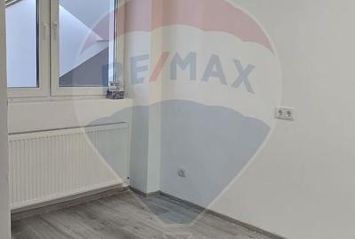 Spațiu comercial, de 20 mp, în Ultracentral - 4