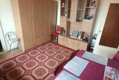 Apartament cu 2 camere semidecomandat în Blașcovici
