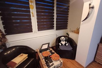 Apartament cu 3 camere semidecomandat în Dâmbu Pietros - 8