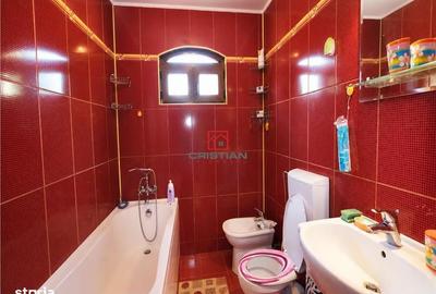 Casă cu 4 camere în Breaza de Sus