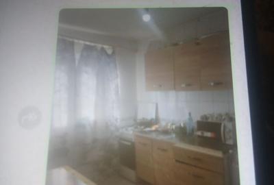 Casă cu 3 camere în Rădoiești - 2