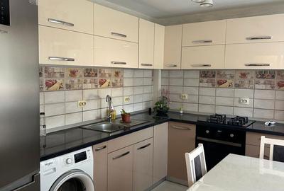 Apartament cu 3 camere decomandat în Exterior Vest - 3