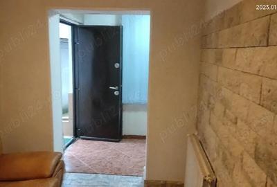 Apartament cu 3 camere decomandat în Central - 4
