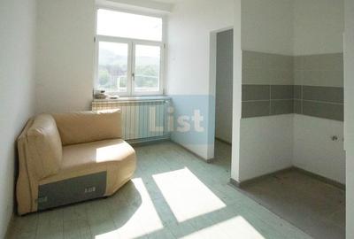 Spațiu comercial, de 600 mp, în Moniom - 9