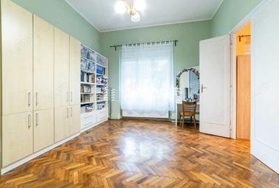 Apartament cu 4 camere semidecomandat în Central - 4