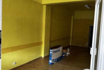 Spațiu comercial, de 37 mp, în Central - 3