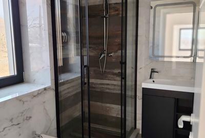 Casă cu 4 camere în Exterior Vest - 3