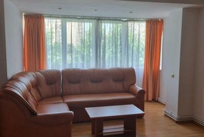 Apartament 3 camere - Decebal - 1