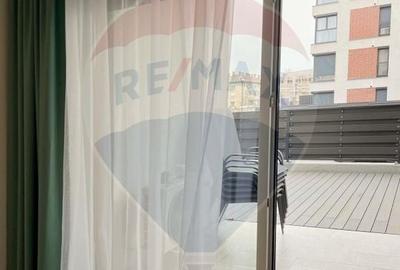 Apartament cu 3 camere decomandat, mobilat în UTA - 10