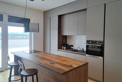 Apartament cu 3 camere decomandat în Exterior Vest