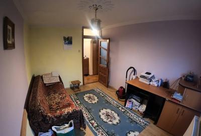 Apartament cu 3 camere decomandat în Central - 12