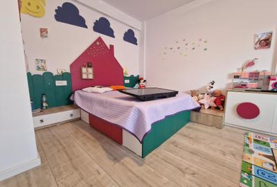 Mamaia Nord- Vila P+1, 5 camere, strada asfaltata, termen lung-950euro - 40