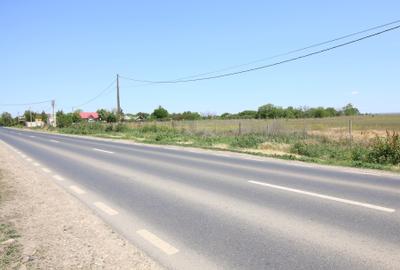 Teren agricol extravilan de 12000 mp, în Vânători