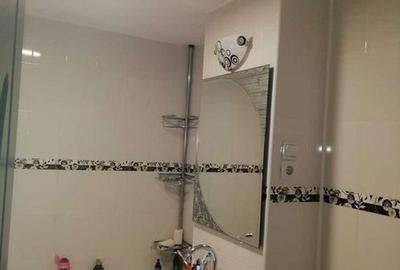 Apartament cu 3 camere decomandat în Drăgotești - 1