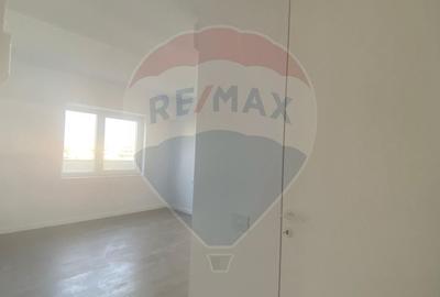 DE VANZARE Apartament cu 3 camere in zona Central/Ploiesti - 34