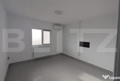 Spațiu comercial, de 450 mp, în Micro 6 - 4