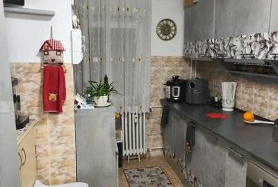 Apartament cu 3 camere decomandat în Central - 9