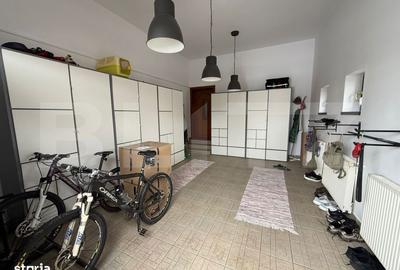 Casă cu 4 camere cu Teren 2759 Mp în Mușcel