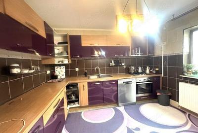 Casă cu 5 camere cu Teren 382 Mp în Central - 5
