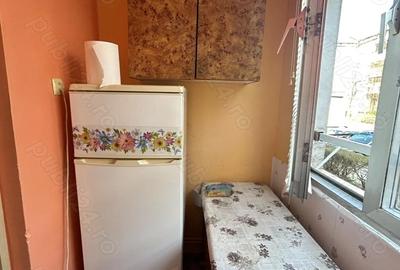 Garsonieră decomandată în Decebal