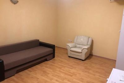 Apartament 2 camere, ultracentral, curte. Proprietar, negociabil. - 7