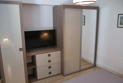 Apartament cu 3 camere decomandat în Tomis III - 8