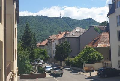 Apartament mobilat centru istoric-Dealul Cetății - 1