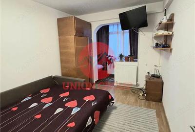 Apartament 3 Camere, Decomandat, Casa de Cultura - 1