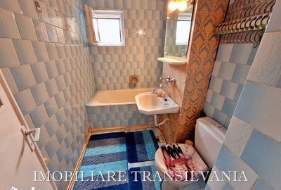 Apartament cu 2 camere semidecomandat în Independenței - 11