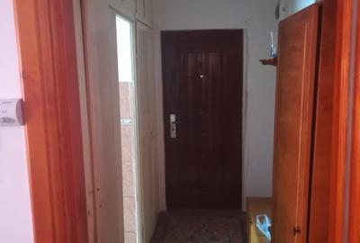 Vand apartament 2 camere Micro 16 Vand apartament 2 camere Micro 16 - 4