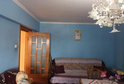Apartament 3 camere Zona Petre Liciu - etaj 3 - 77 mp - 29