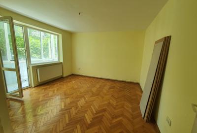 Apartament de 3 camere zona ASTRA - 2