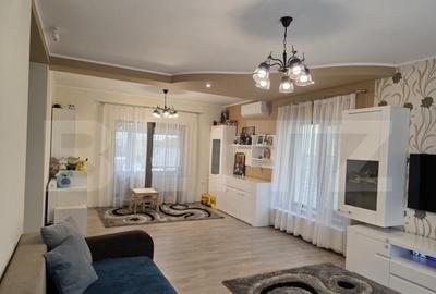 Casă cu 4 camere cu Teren 820 Mp în Dumbrăvița