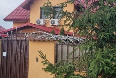 Casă cu 5 camere în Central - 2