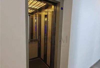 Apartament cu 3 camere decomandat în Buziașului - 9