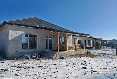 Casă cu 4 camere cu Teren 400 Mp în Crevedia - 5