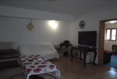 CASA CENTRUL ISTORIC- SINGUR IN CURTE CU MAI MULTE APARTAMENTE - SCHEI - 7