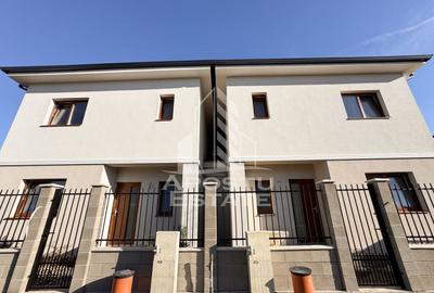 Duplex cu 5 camere cu Canalizare în Chișoda