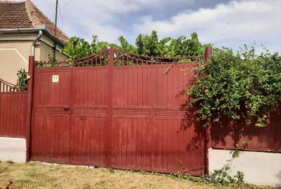 Casă cu 4 camere în Chișirid - 1