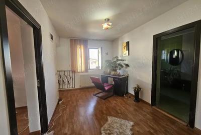 Casă cu 5 camere cu Teren 600 Mp în Pasărea - 1