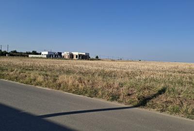 Loturi 400 mp utili, deschidere 20 ml, drum 11 ml, langa vile in constructie - 33