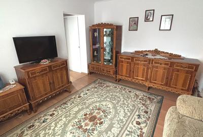 Apartament cu 3 camere semidecomandat, mobilat în Est - 2